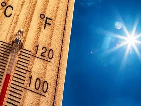 Trời nắng nóng, đối tượng nào có nguy cơ gặp vấn đề sức khỏe?