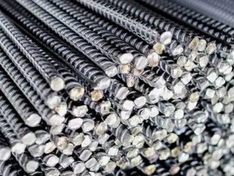 Giá thép trong nước tiếp tục giảm hơn 300.000 đồng/tấn lần thứ năm