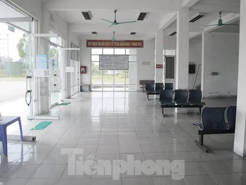 Bến xe tiền tỷ vắng lặng, hoạt động cầm chừng