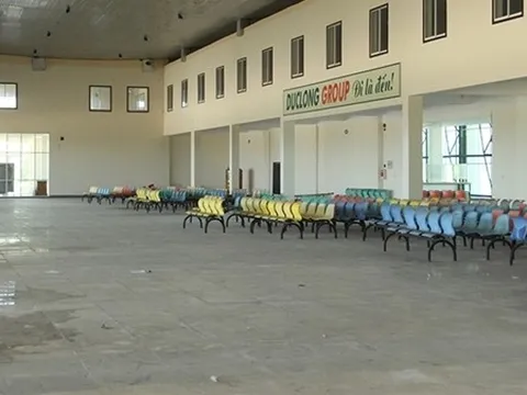 Đầu tư hơn 130 tỷ đồng xây bến xe rồi “đắp chiếu”