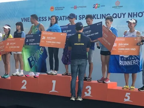 Video: Những khoảnh khắc ấn tượng tại giải chạy có hơn 10.000 người tham gia tại Quy Nhơn