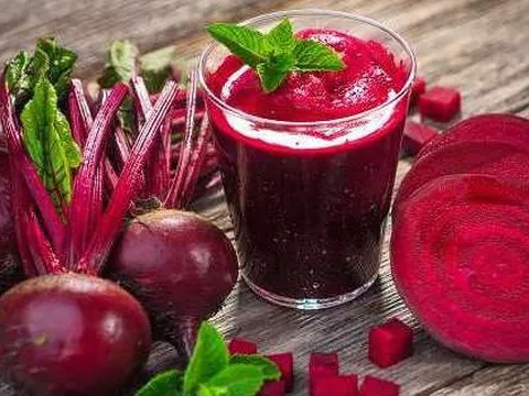 Thay đổi bất ngờ nhờ 1 ly nước ép củ dền, đặc biệt ở quý ông