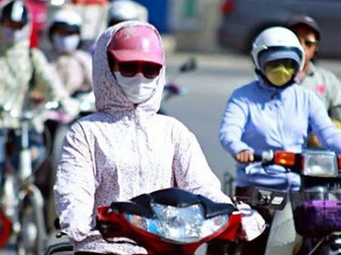 Miền Bắc nắng nóng trước khi đón đợt mưa dông lớn từ đêm mai