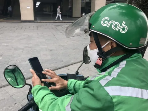 Doanh nghiệp cuối tuần: Thế nan giải của các hãng gọi xe