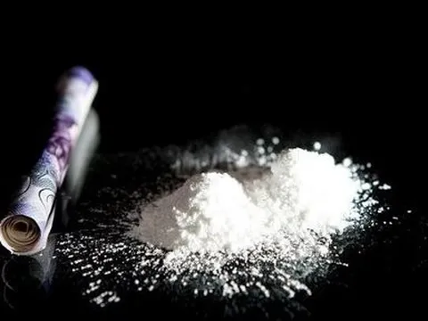 Bắt quả tang một nam diễn viên hài đang sử dụng ma túy