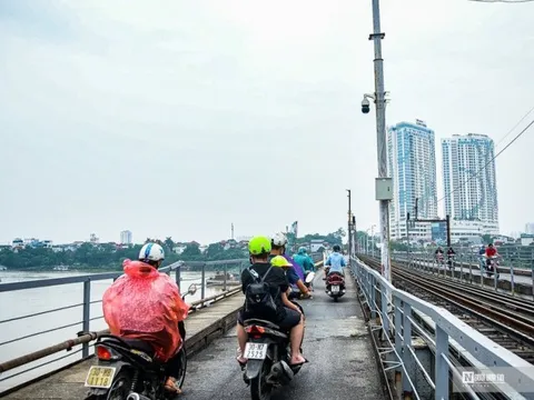 Lắp thêm hàng loạt camera phạt nguội trên cầu Long Biên