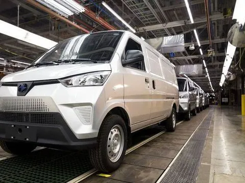 Hãng xe điện đầu tiên tuyên bố giải thể: Cạn sạch tiền hoạt động, CEO, chủ tịch rời đi vội vã