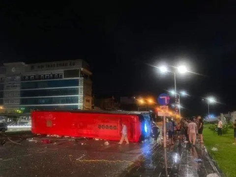 Danh tính nạn nhân vụ lật xe khách thảm khốc ở Ninh Bình