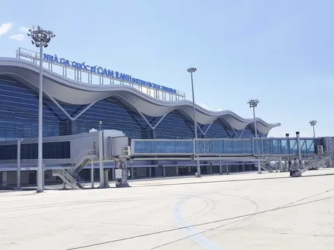 Đang ăn nên làm ra thì gặp Covid, 2 nhà ga hàng không tư nhân đầu tiên lỗ lớn suốt 2 năm, công ty của ông Johnathan Hạnh Nguyễn thậm chí âm vốn