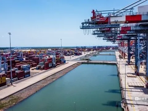 Tp.HCM đề xuất giảm 50% phí cảng biển, DN logistics muốn giảm gần 95%