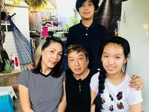 Danh ca Trường Vũ bất ngờ đưa vợ, con trở về Việt Nam