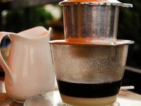 Uống cà phê thấy các dấu hiệu này nên dừng ngay nếu không muốn hại sức khỏe