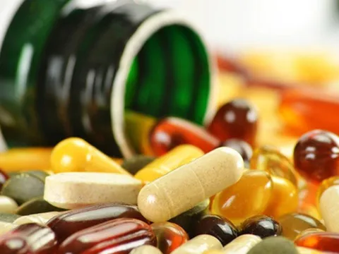 Lạm dụng thực phẩm chức năng tăng chiều cao, bé gái 5 tuổi bị viêm gan cấp