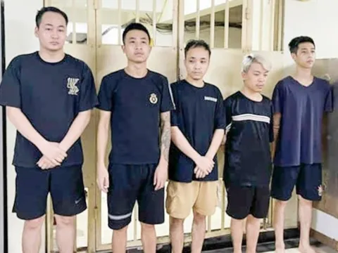 Hà Nội: Bắt 5 đối tượng bắt giữ người trái pháp luật tại quán bar