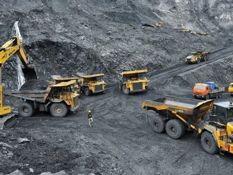 Thu về cả trăm nghìn tỷ mỗi năm từ bán than, phát điện, lợi nhuận Tập đoàn Công nghiệp Than – Khoáng sản Việt Nam (TKV) lớn đến mức nào?