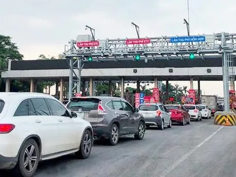 Trạm thu phí BOT Bắc Thăng Long - Nội Bài đặt 'nhầm chỗ': Lãnh đạo Tổng cục Đường bộ nói gì?
