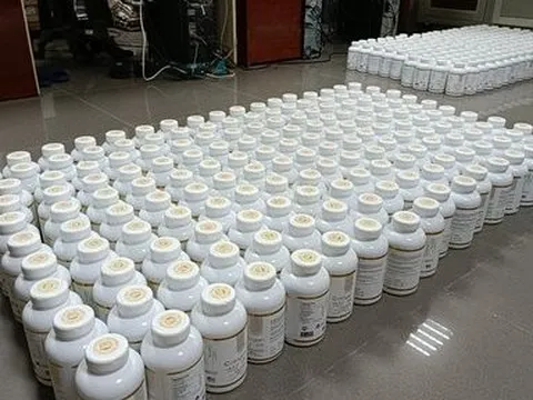 Phá đường dây sản xuất, tiêu thụ thực phẩm chức năng Collagen giả