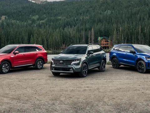 Kia Sorento và Toyota Fortuner, SUV nào tốt hơn?