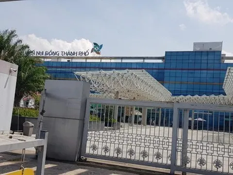 TPHCM: Điều tra nghi vấn bé 2 tháng tuổi bị ném từ tầng 5 bệnh viện