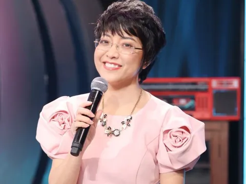 Phỏng vấn Thảo Vân: Nữ MC kể chuyện xúc động khi thay nhà báo Lại Văn Sâm dẫn Ký ức vui vẻ