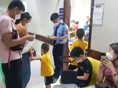 Bệnh nhân phải tự mua dụng cụ để mổ