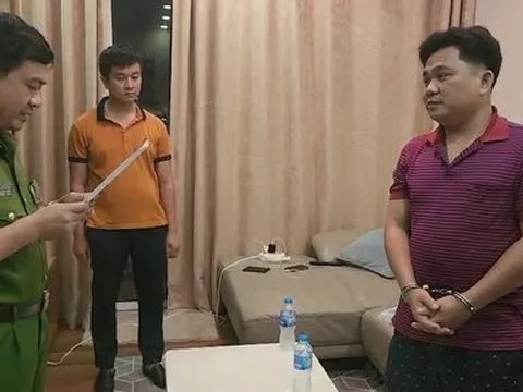 Nhóm đối tượng “hô biến” hàng triệu lít xăng giả như thế nào?