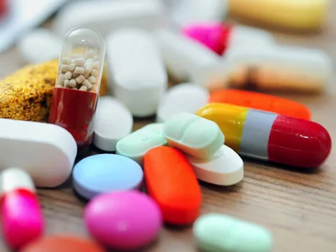 Người đàn ông bị sốc phản vệ nặng do tự ý dùng thuốc kháng sinh tại nhà