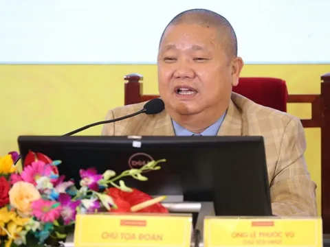 Công ty riêng của Chủ tịch Lê Phước Vũ muốn thoái hết vốn tại Hoa Sen Group (HSG)