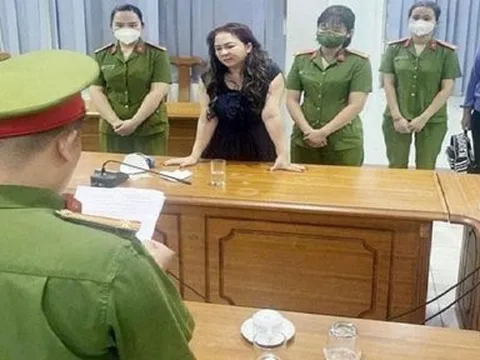 Bà Nguyễn Phương Hằng bị gia hạn tạm giam