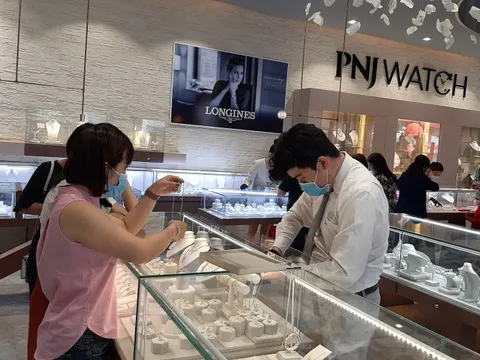 Nhu cầu vàng, trang sức hồi phục mạnh hậu Covid-19, lợi nhuận tháng 5 của PNJ tiếp đà tăng 66% trong lên 141 tỷ đồng