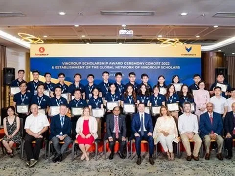 Vingroup trao 48 tỷ đồng học bổng du học Thạc sĩ, Tiến sĩ KHCN 2022, thành lập Mạng lưới Học giả trẻ Vingroup Toàn cầu