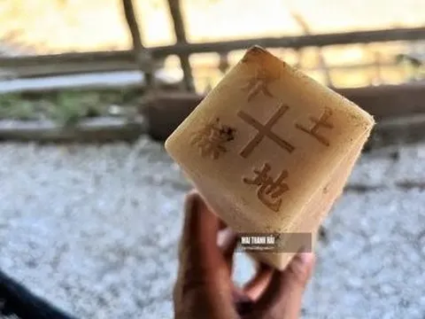 Khánh Hòa: Đã lập biên bản, thu giữ cọc nhựa ghi chữ Trung Quốc