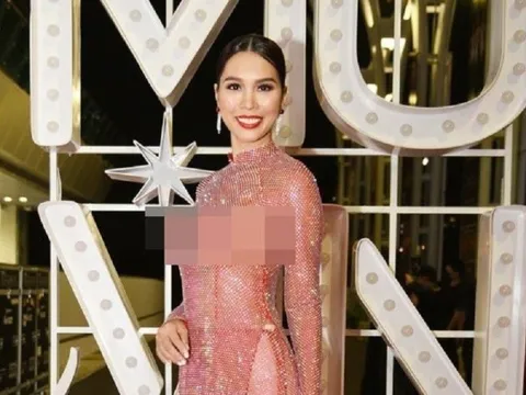 Sao Việt: Hà Anh xin lỗi vì sự cố hớ hênh trên thảm đỏ