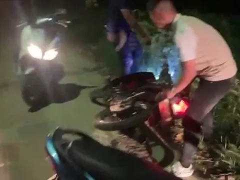 VIDEO: Công an Huế truy bắt đối tượng đi giao ma tuý lúc nửa đêm