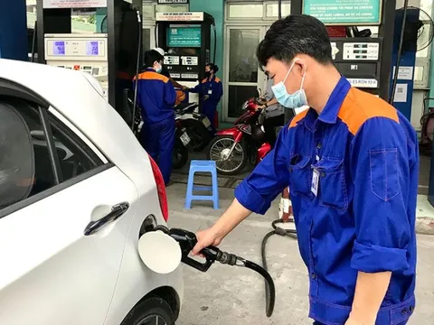 Giá xăng dầu ngày mai được dự báo giảm sau 7 lần tăng liên tiếp