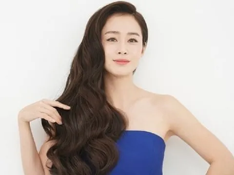 Kim Tae Hee gây ngỡ ngàng với sắc vóc thật ở tuổi 42
