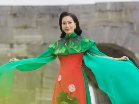 Sao Mai Huyền Trang không ân hận khi theo đuổi dòng nhạc dân gian