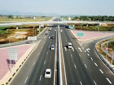 Đề xuất phân cấp UBND tỉnh phê duyệt phương án tổ chức giao thông cao tốc