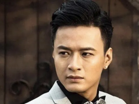 “Hồng Đăng có xin tôi đi nước ngoài nhưng tôi bận nên chưa ký”