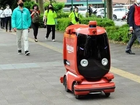 Nhật Bản thử nghiệm dùng robot tự hành để giao hàng