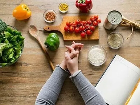 Chuyên gia gợi ý thực phẩm "vàng" cho sĩ tử mùa thi