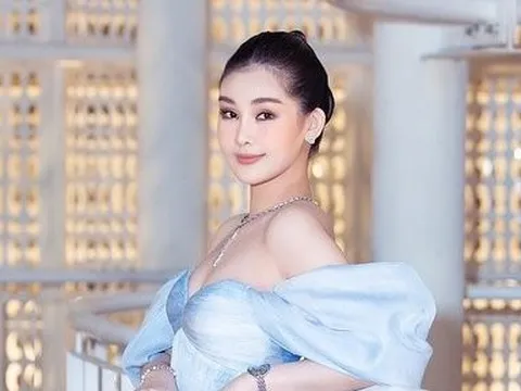 Hoa hậu Lê Âu Ngân Anh xác nhận sắp lên xe hoa sau khi lộ ảnh bên người đàn ông lạ