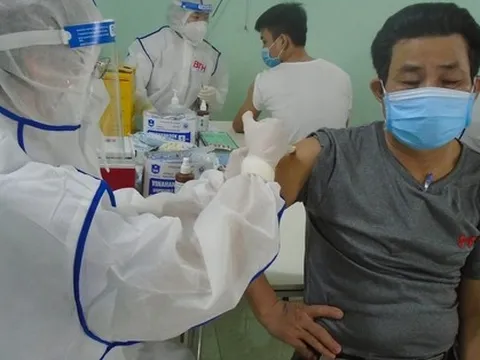 Tiêm mũi bổ sung và mũi 3 vắc-xin Covid-19 khác nhau thế nào?