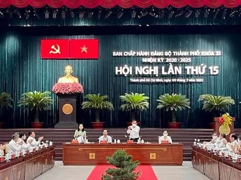 Bí thư Thành ủy TPHCM Nguyễn Văn Nên: Không để dịch chồng dịch