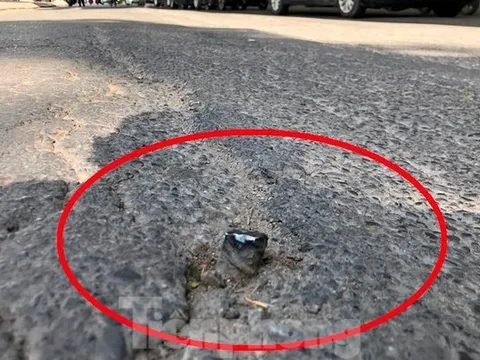 Nhiều 'bãi chông' trên các tuyến phố Hà Nội sau thi công