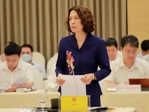 Đã điều chuyển công tác bác sĩ kê đơn thuốc kèm thực phẩm chức năng