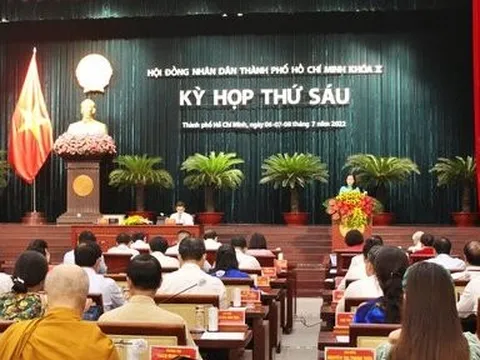 Tp.HCM họp HĐND thảo luận giải pháp, không để dịch chồng dịch