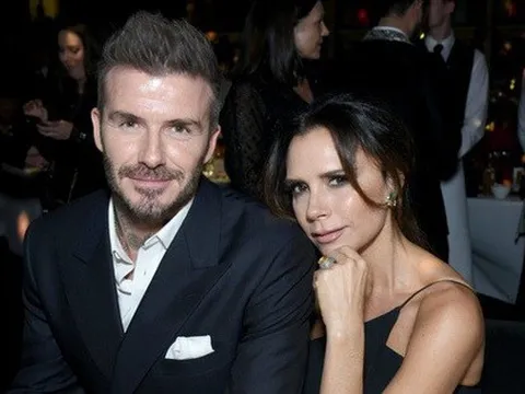 Vợ chồng David Beckham kỉ niệm 23 năm ngày cưới