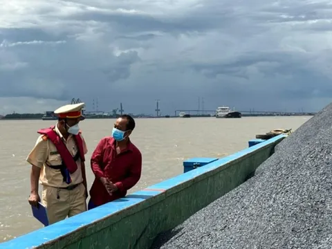 Tp.HCM: Xử lý 148 vụ vi phạm về trật tự an toàn giao thông đường thủy