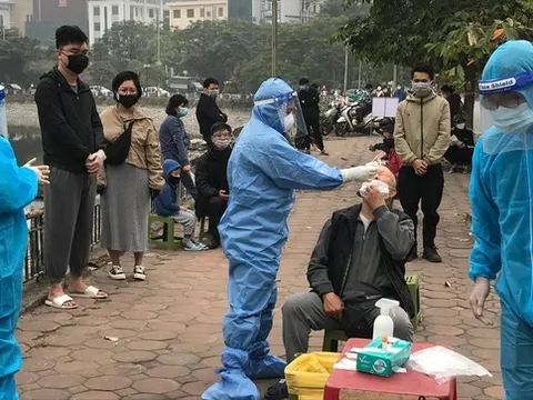 23 quận, huyện Hà Nội trả lại tiền mua tủ lạnh đựng vắc xin